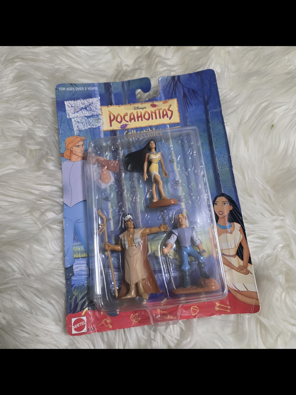 Disney Pocahontas Collectible Figure Set - Brown, Tan, Blue